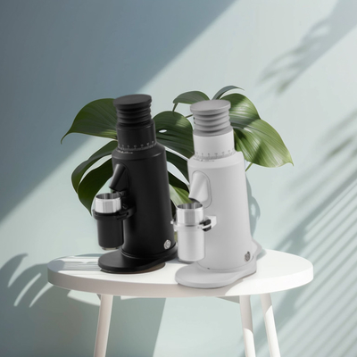 T64 Elektryczny młyn do ziaren espresso o pojemności 120 g