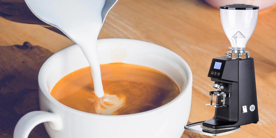 Maszyna na espresso z nierdzewnej stali, wytrzymała, o pojemności 15 kg.